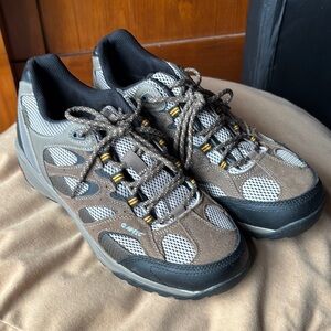 Men's Brown and Gray Athletic Shoes